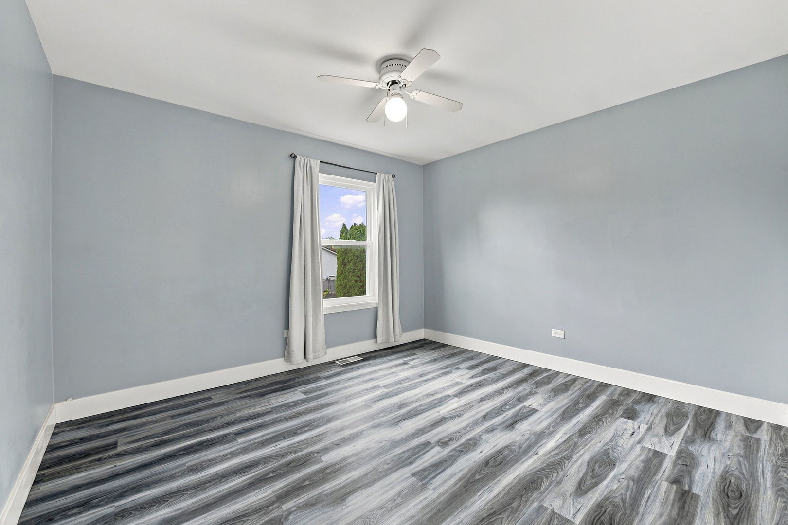5212 Aladdin Court Property Photo 26