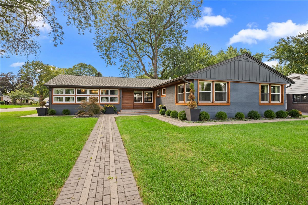 1720 Garfield Avenue Property Photo 1