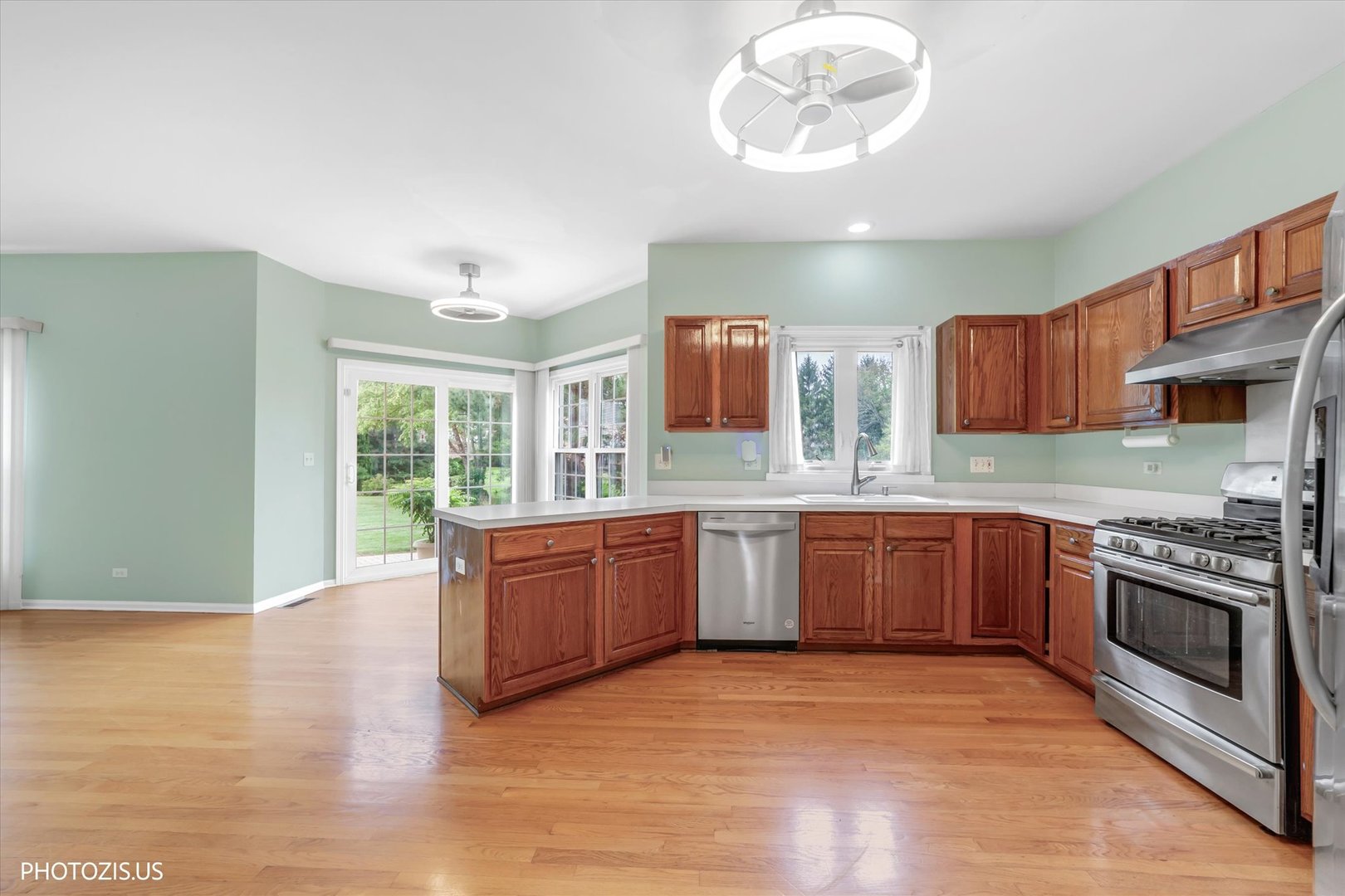 730 Castlerea Lane Property Photo 8