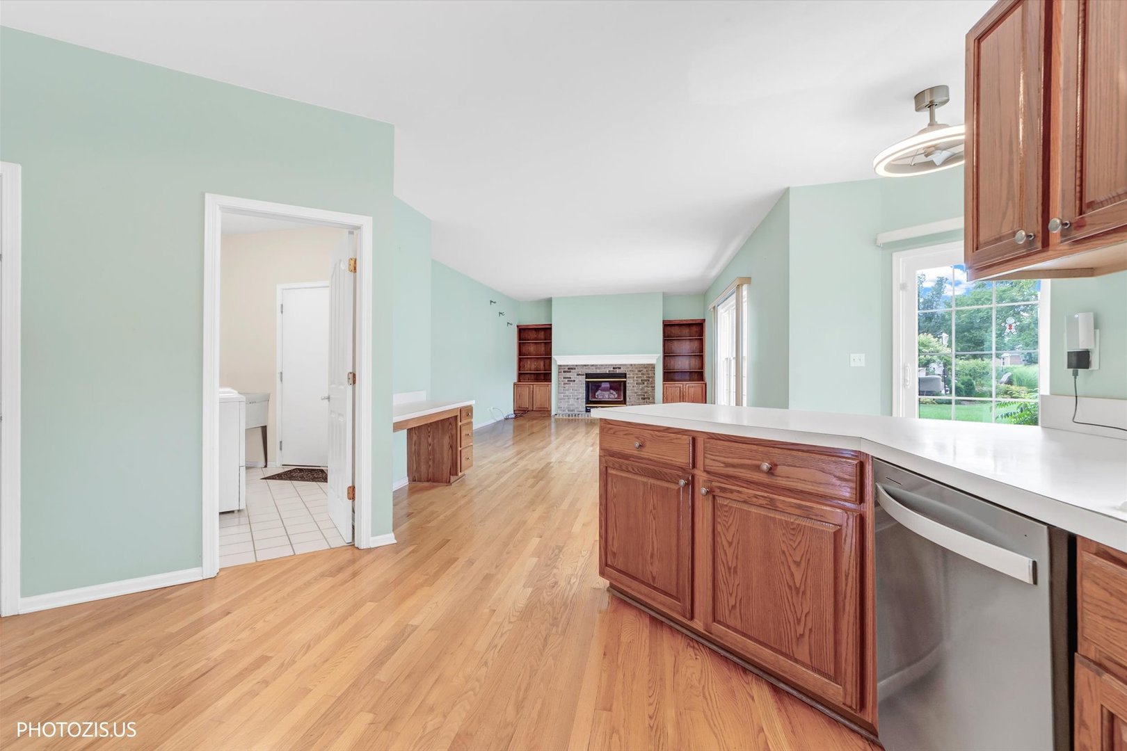730 Castlerea Lane Property Photo 12