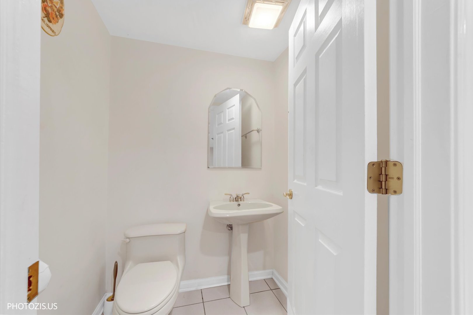 730 Castlerea Lane Property Photo 24