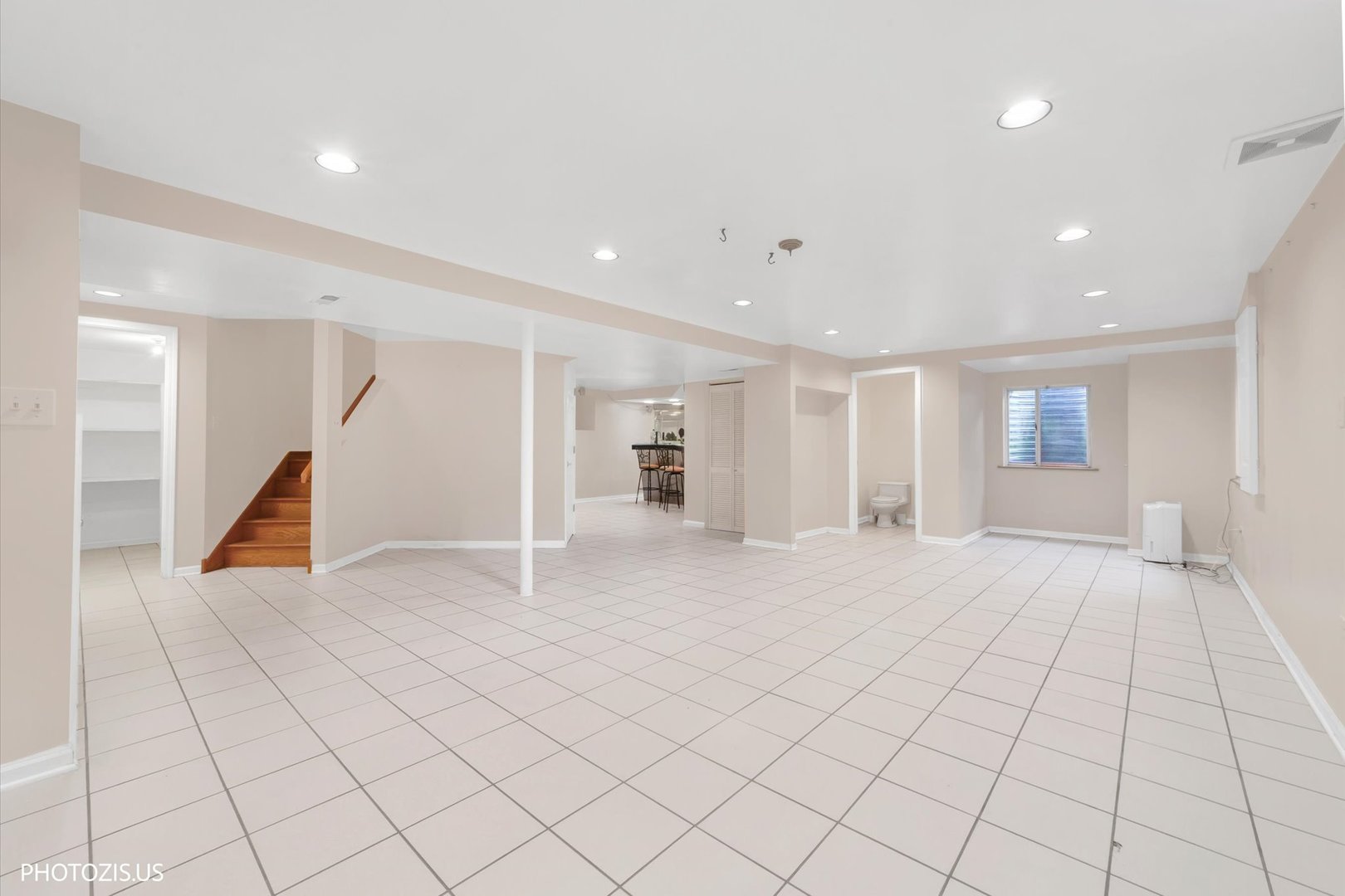 730 Castlerea Lane Property Photo 26