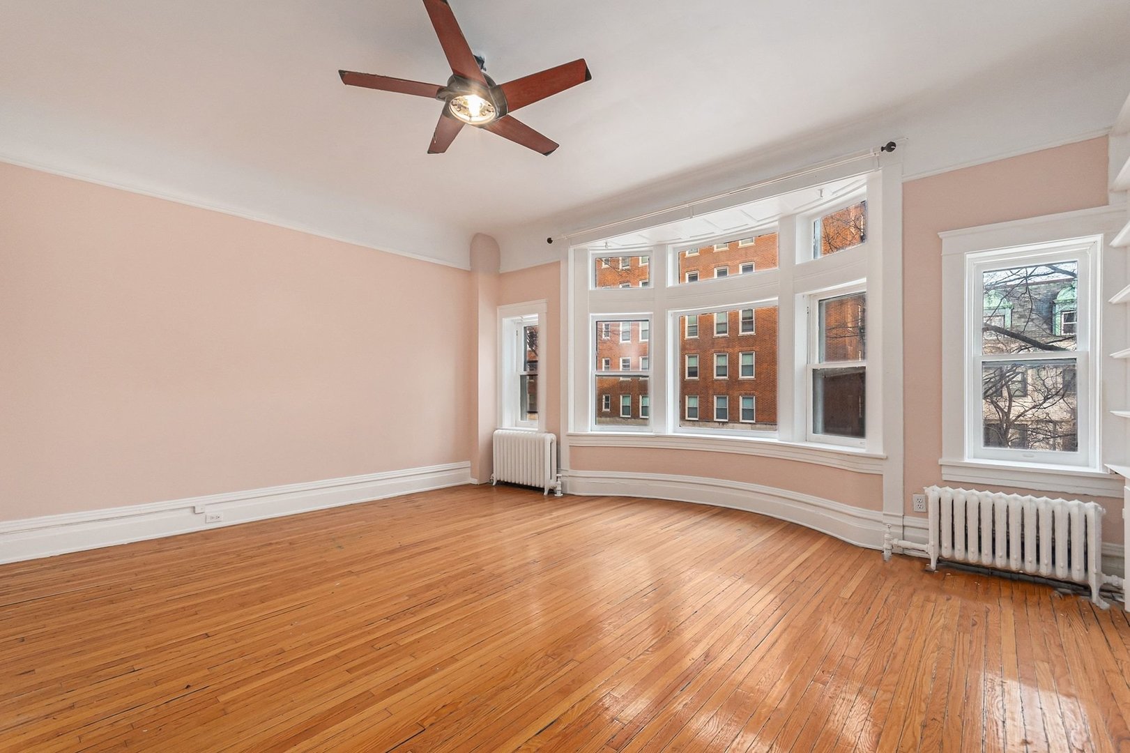 5114 S Dorchester Avenue Property Photo 7