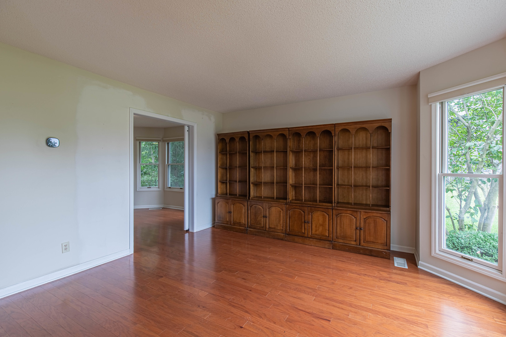 3477 Sunset Drive Property Photo 2