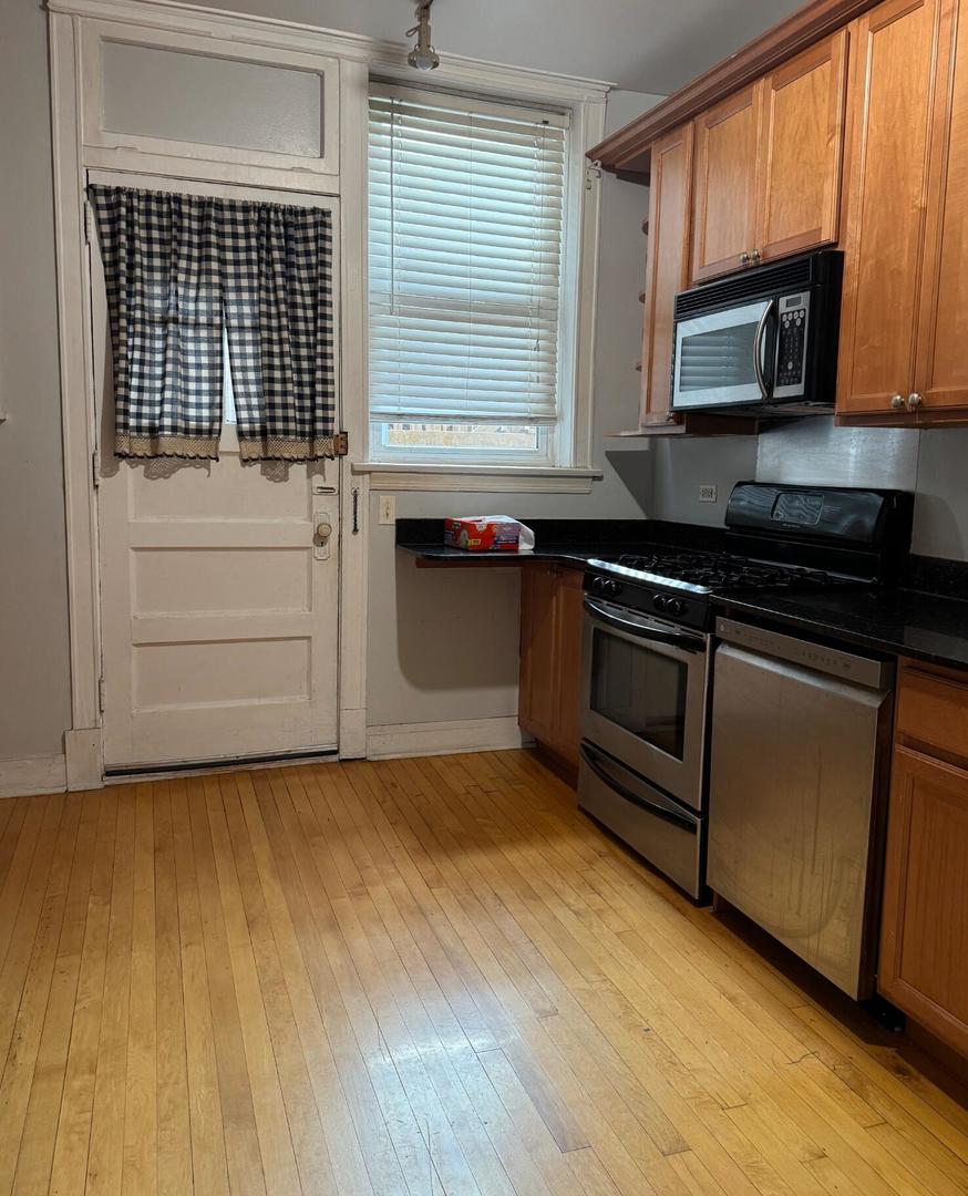 4354 N Wolcott Avenue 2 Property Photo 12