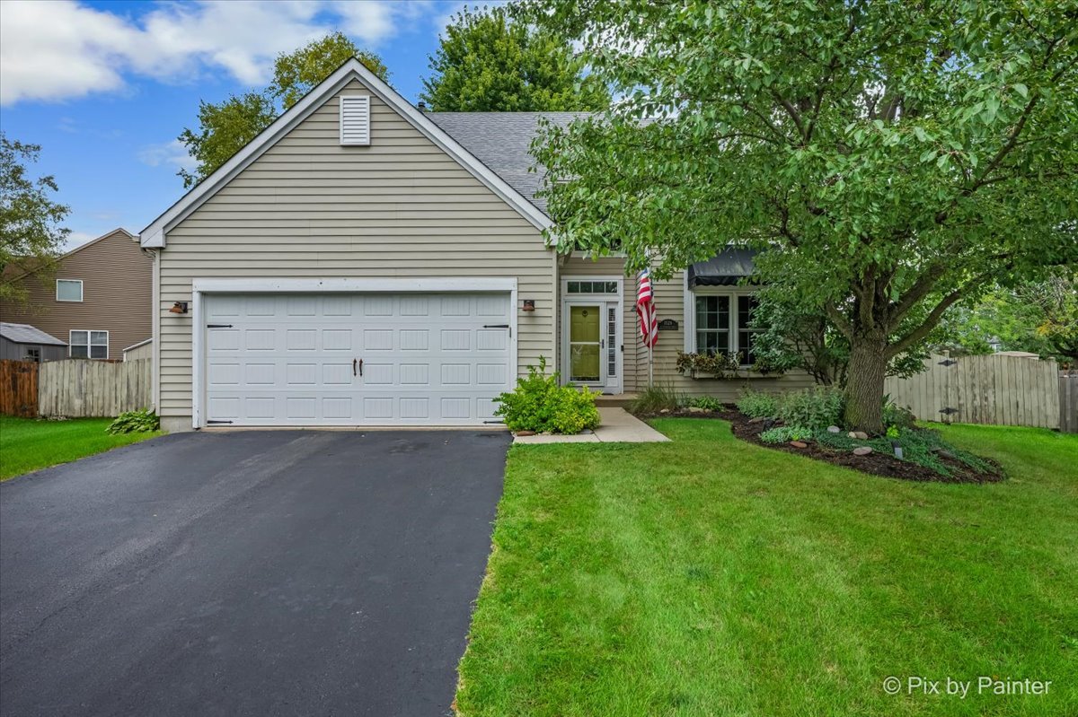 1529 Autumncrest Court Property Photo 1