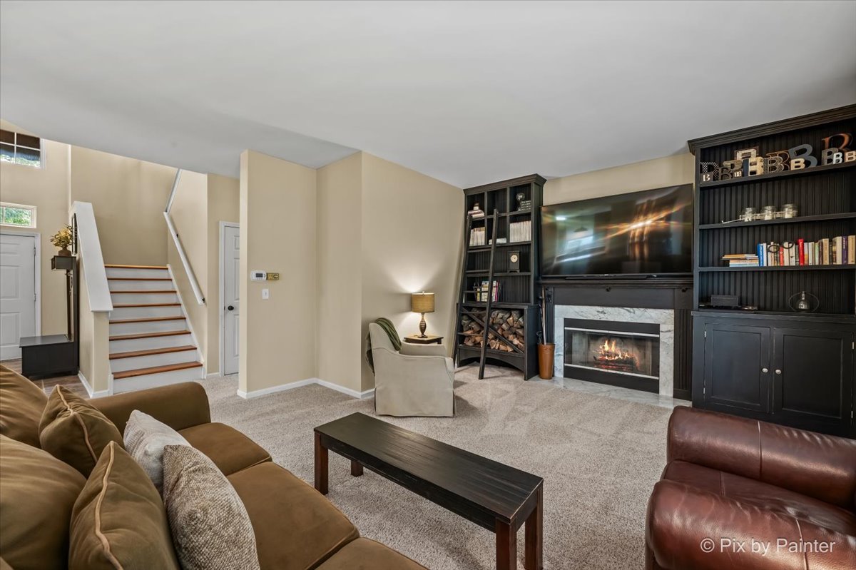 1529 Autumncrest Court Property Photo 11