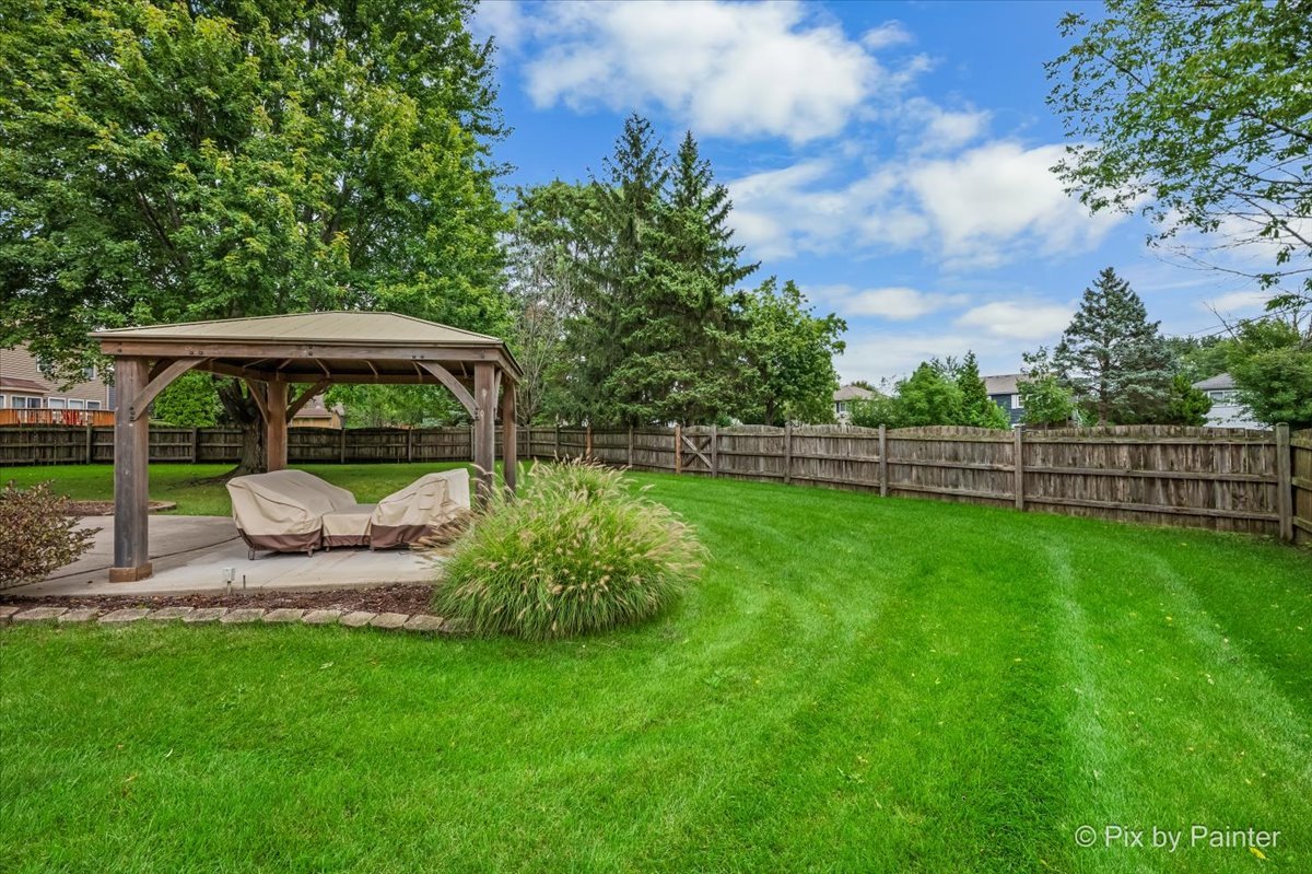 1529 Autumncrest Court Property Photo 31