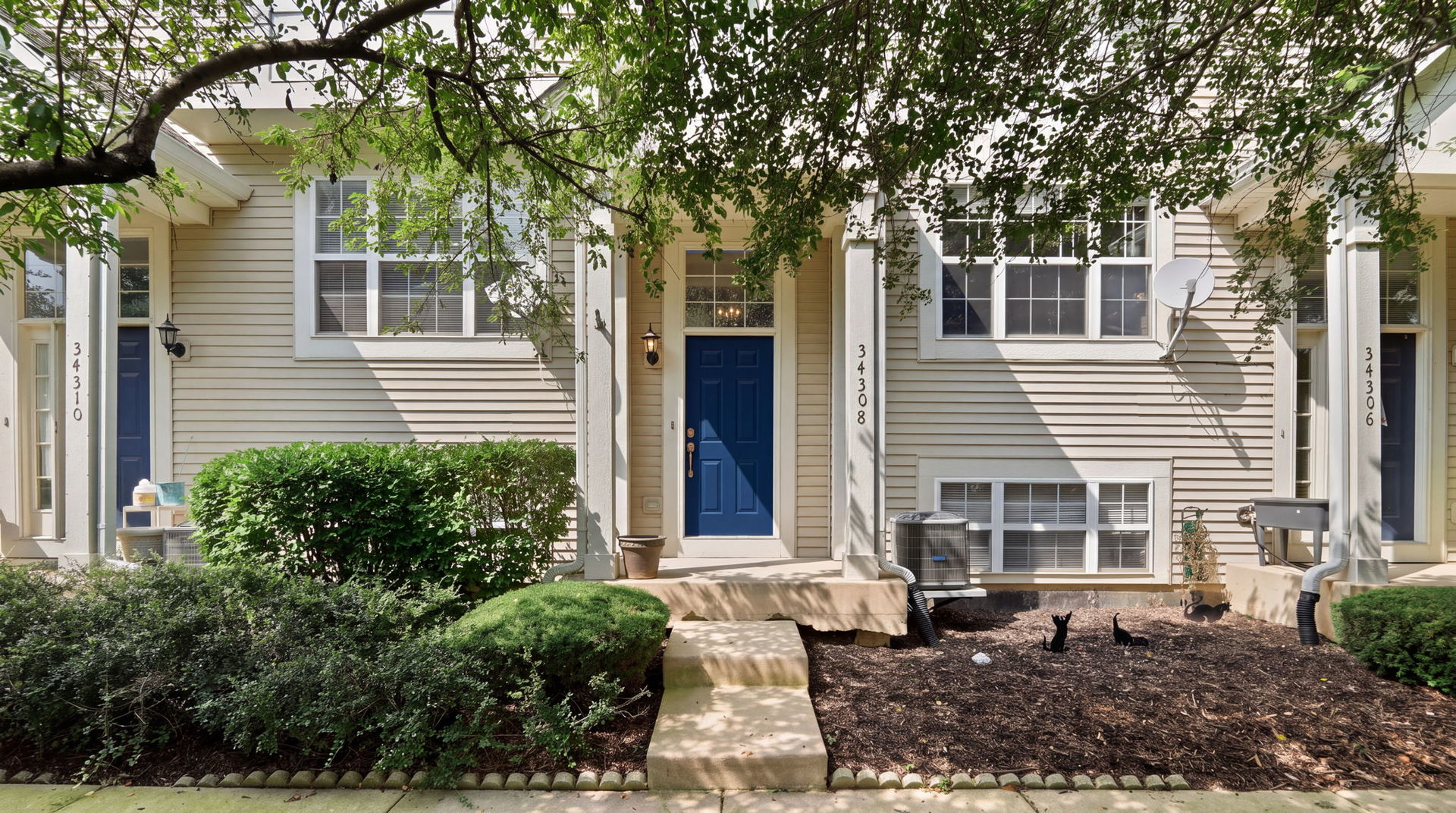34308 N Goldenrod Road Property Photo 1