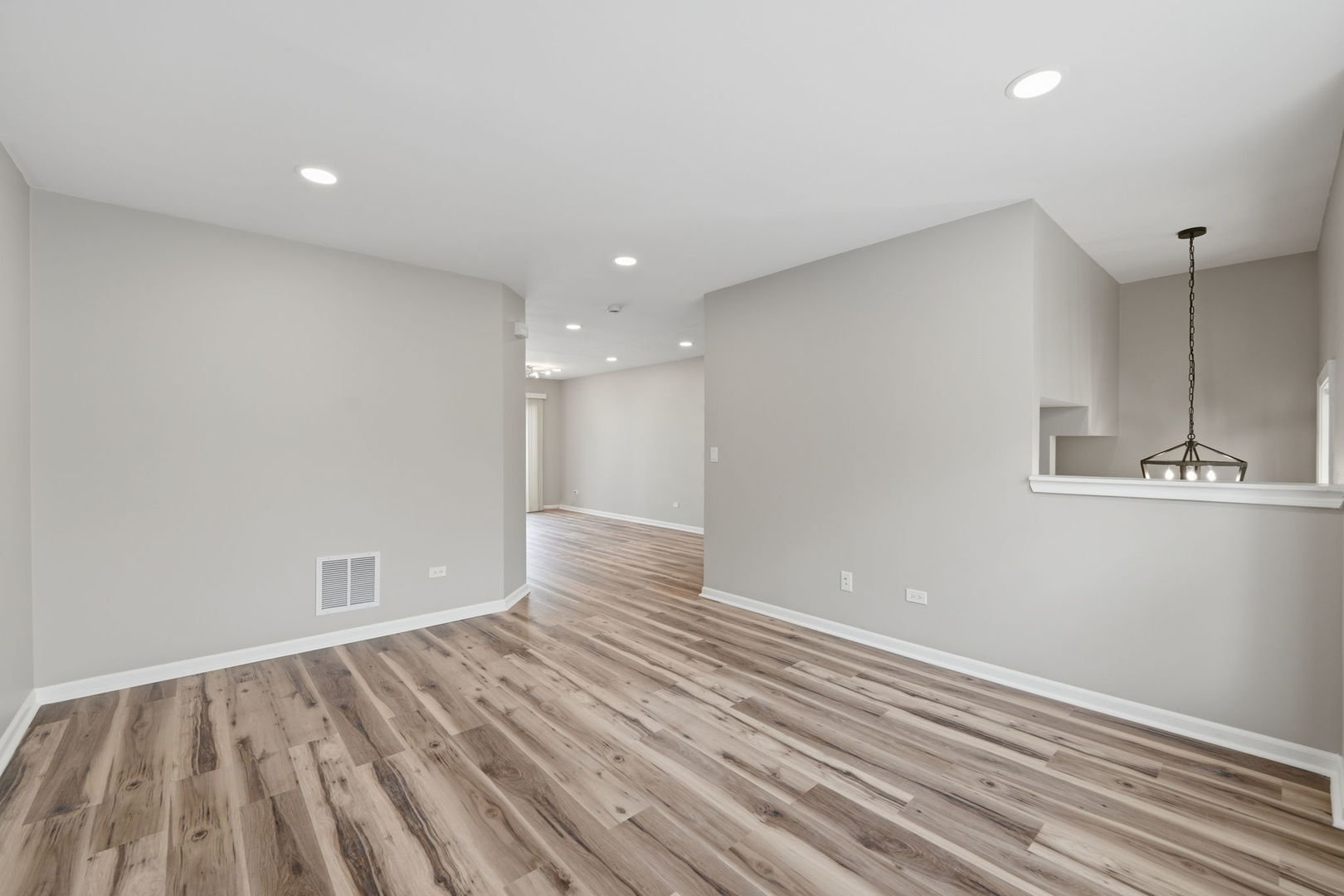 34308 N Goldenrod Road Property Photo 10