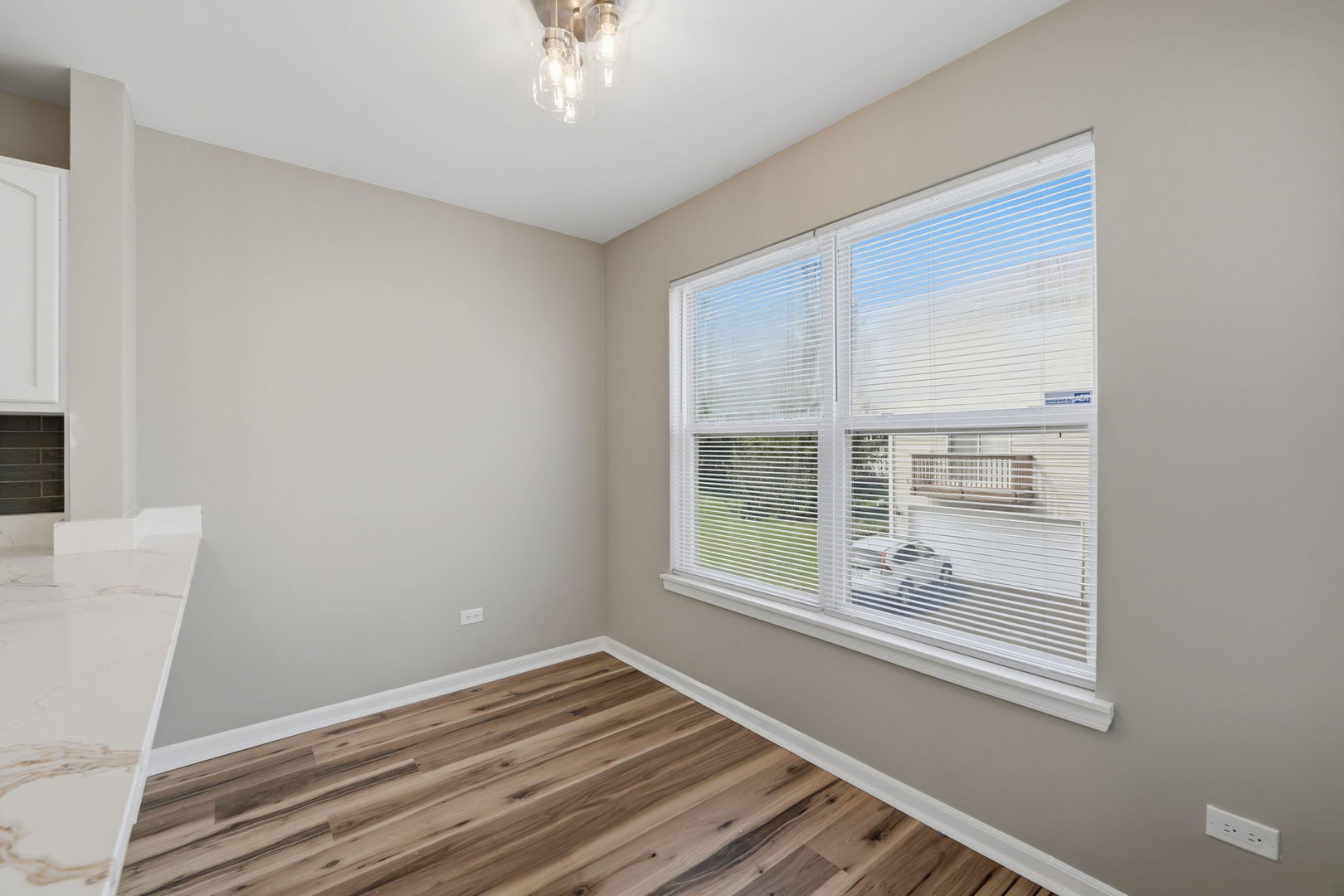 34308 N Goldenrod Road Property Photo 11