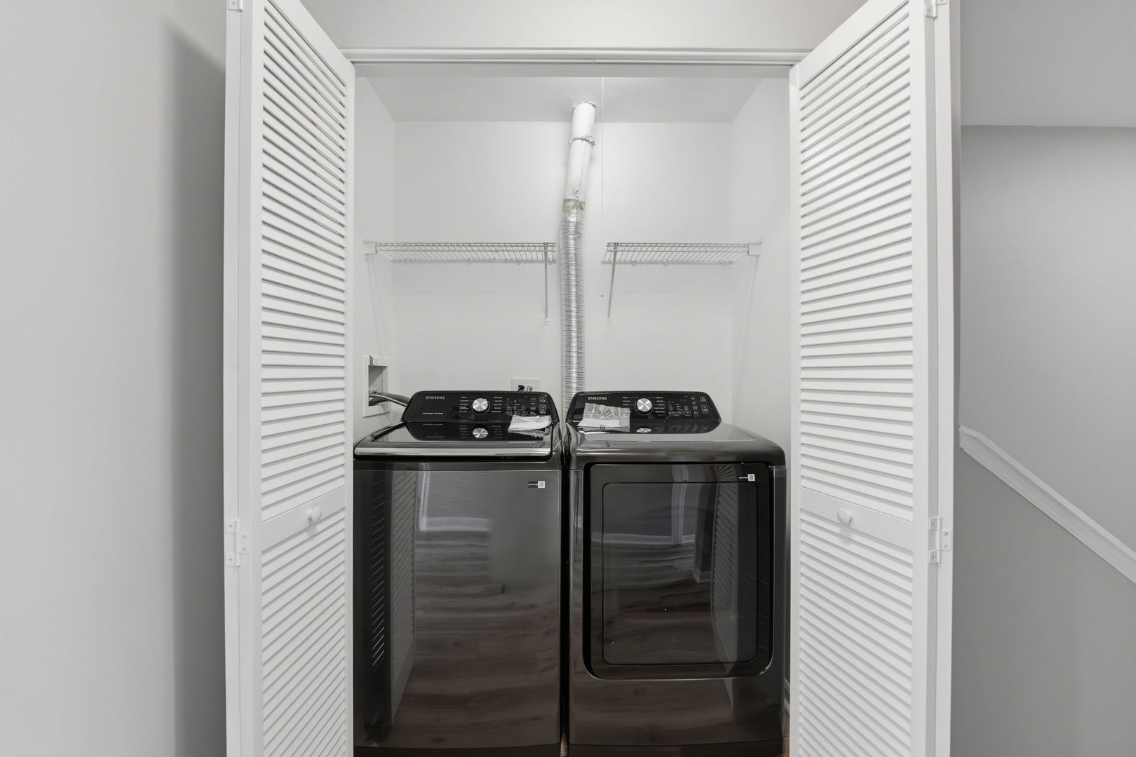 34308 N Goldenrod Road Property Photo 18