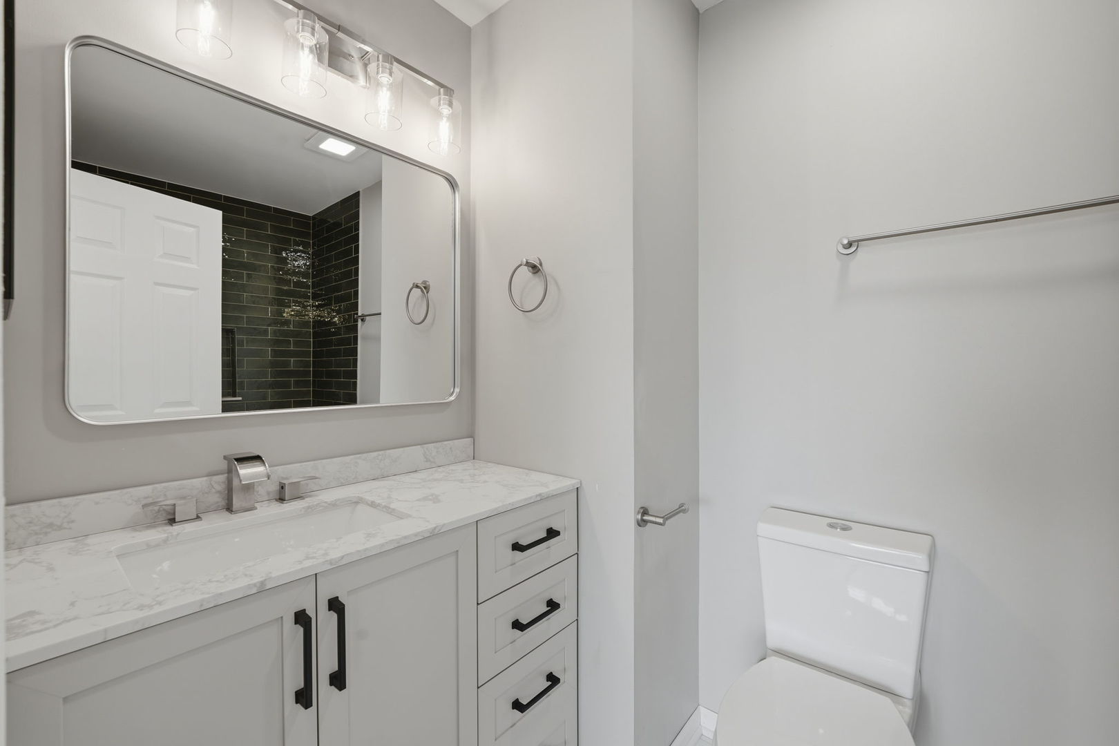 34308 N Goldenrod Road Property Photo 24