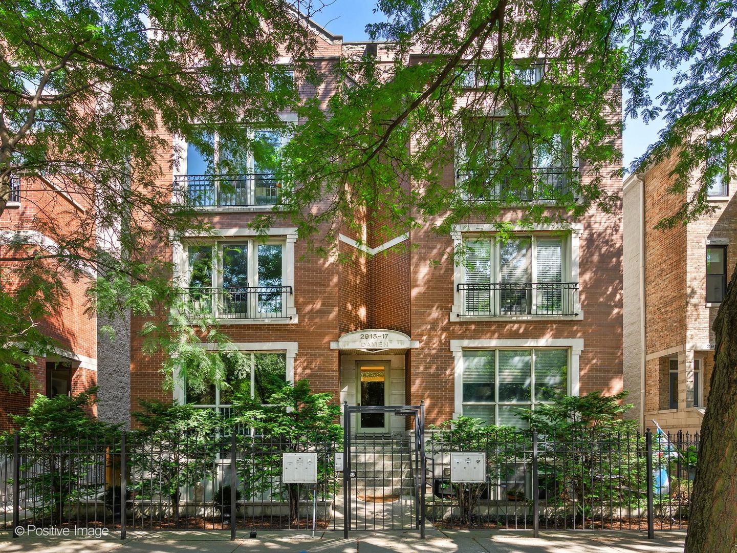 2917 N Damen Avenue 3n Property Photo 1