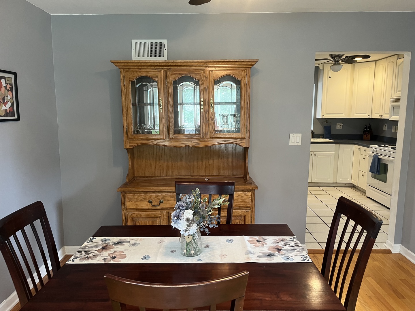 358 N Fairfield Avenue Property Photo 8