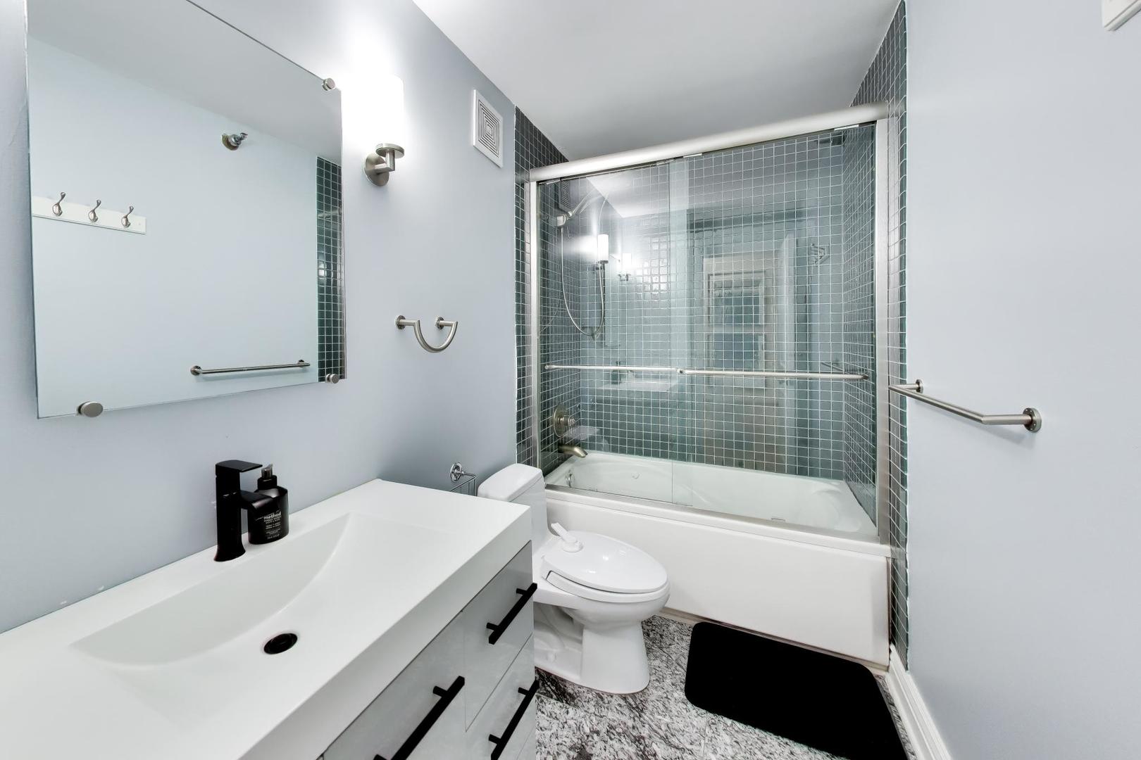 474 N Lake Shore Drive 4505 Property Photo 24