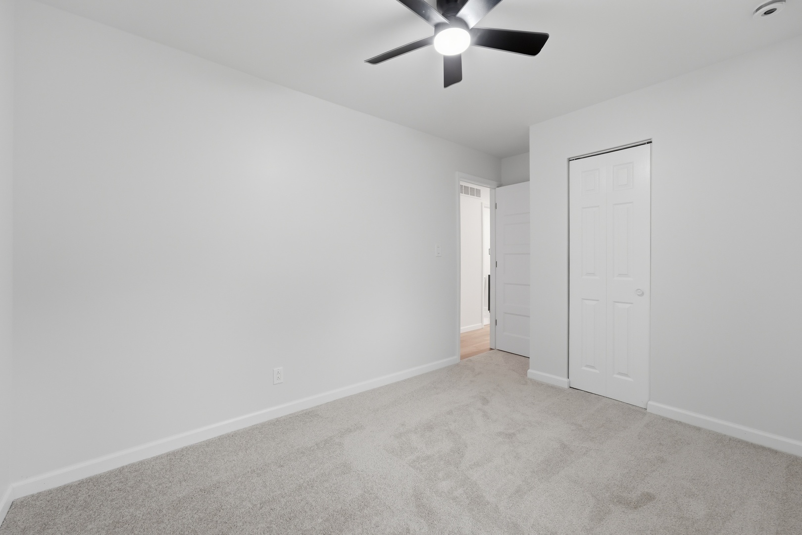 225 Malibu Drive Property Photo 13