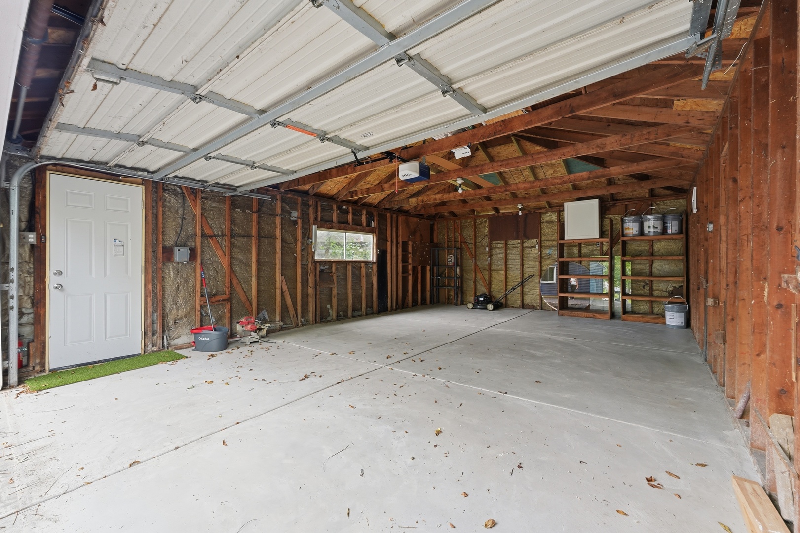 225 Malibu Drive Property Photo 32
