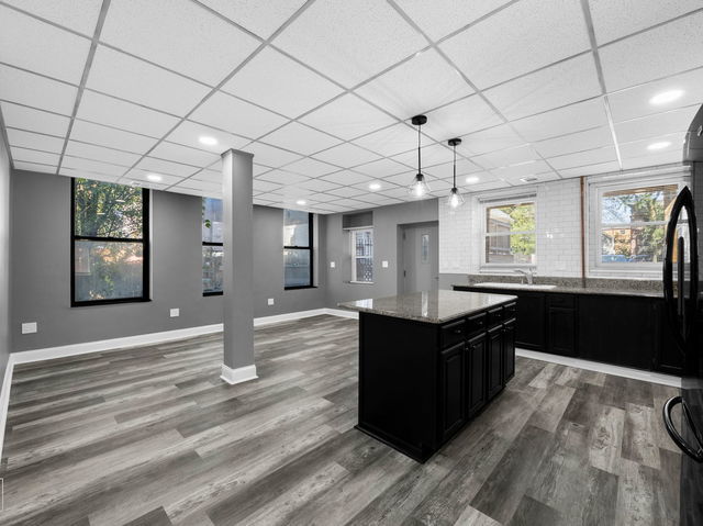 2014 N Whipple Street Property Photo 4