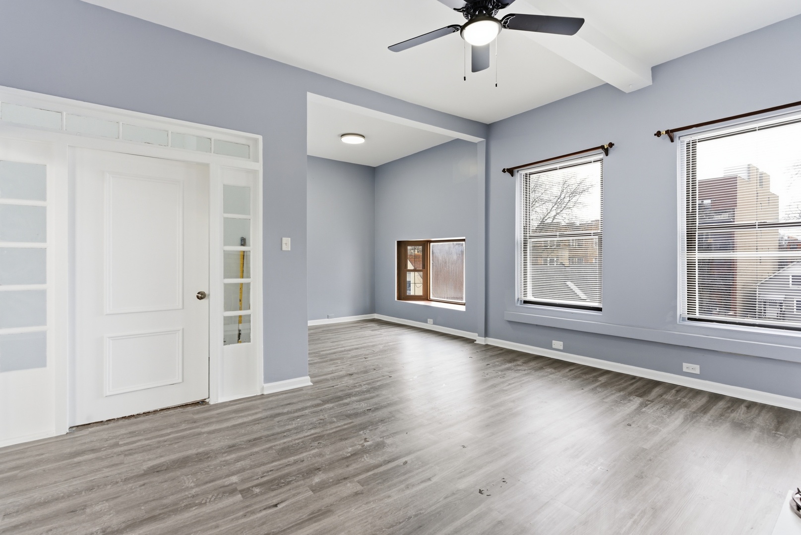 2014 N Whipple Street Property Photo 13