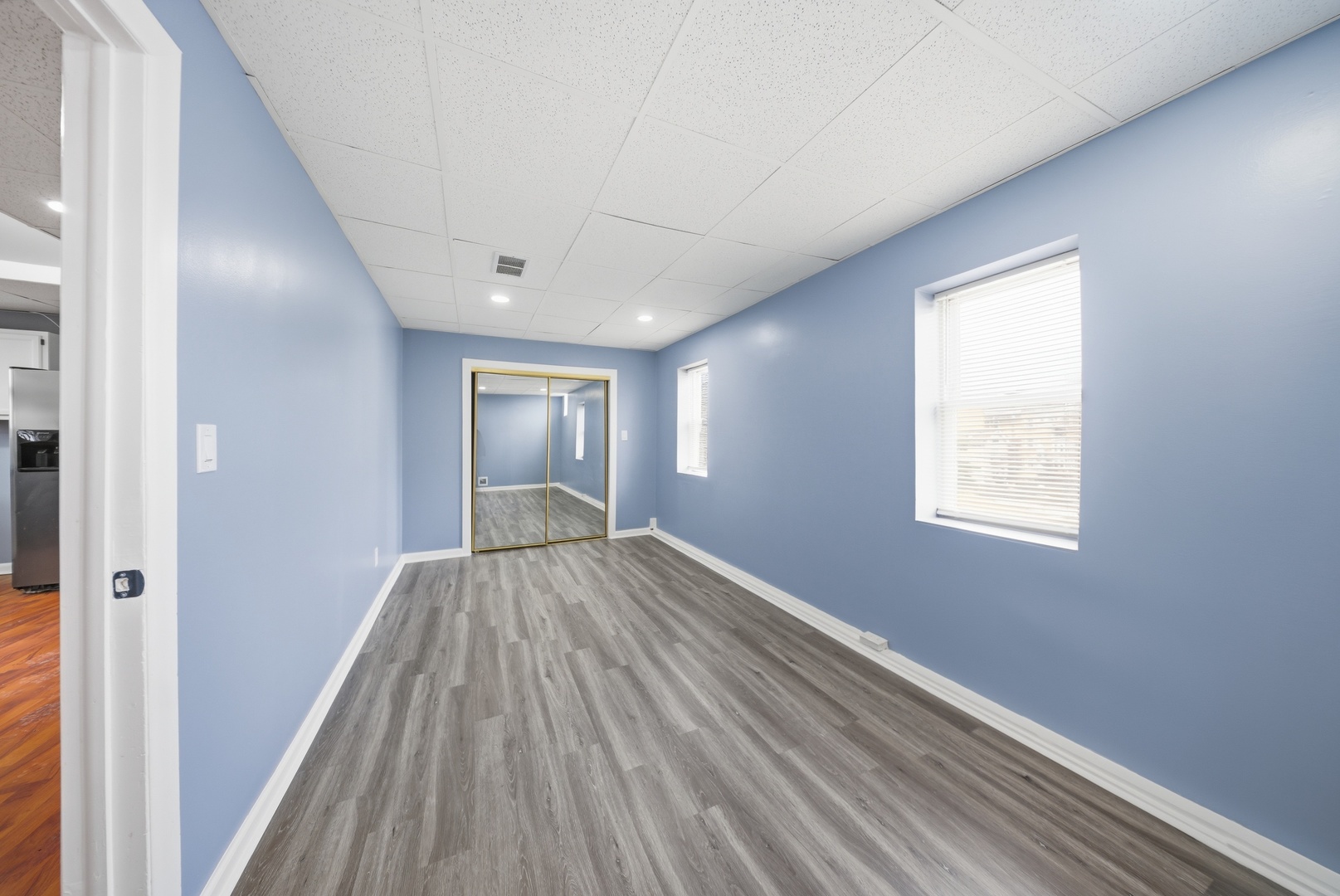 2014 N Whipple Street Property Photo 21