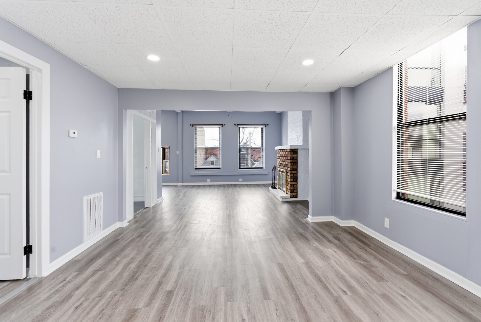 2014 N Whipple Street Property Photo 25