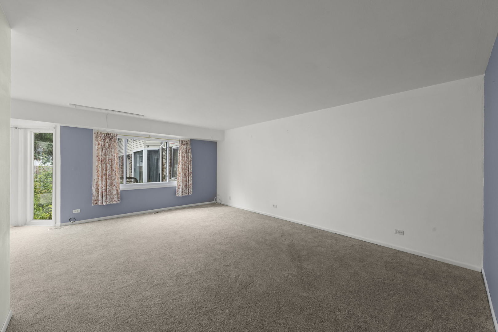 2640 Mitchell Drive 4 Property Photo 13