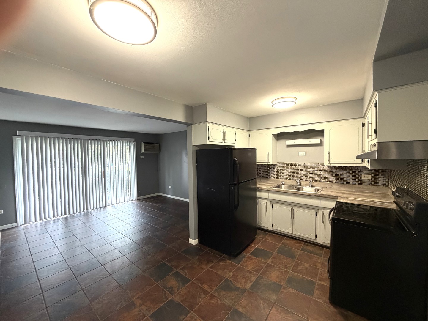 3754 W 120th Street 1c Property Photo 8