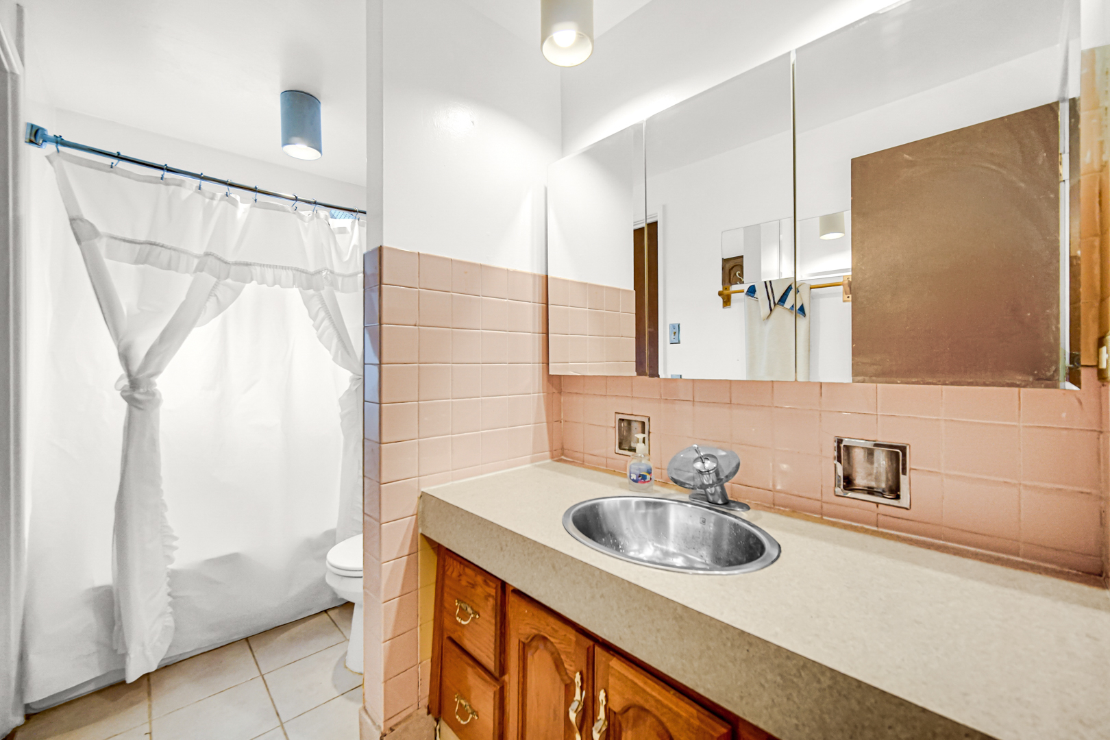 16904 Old Elm Drive Property Photo 13