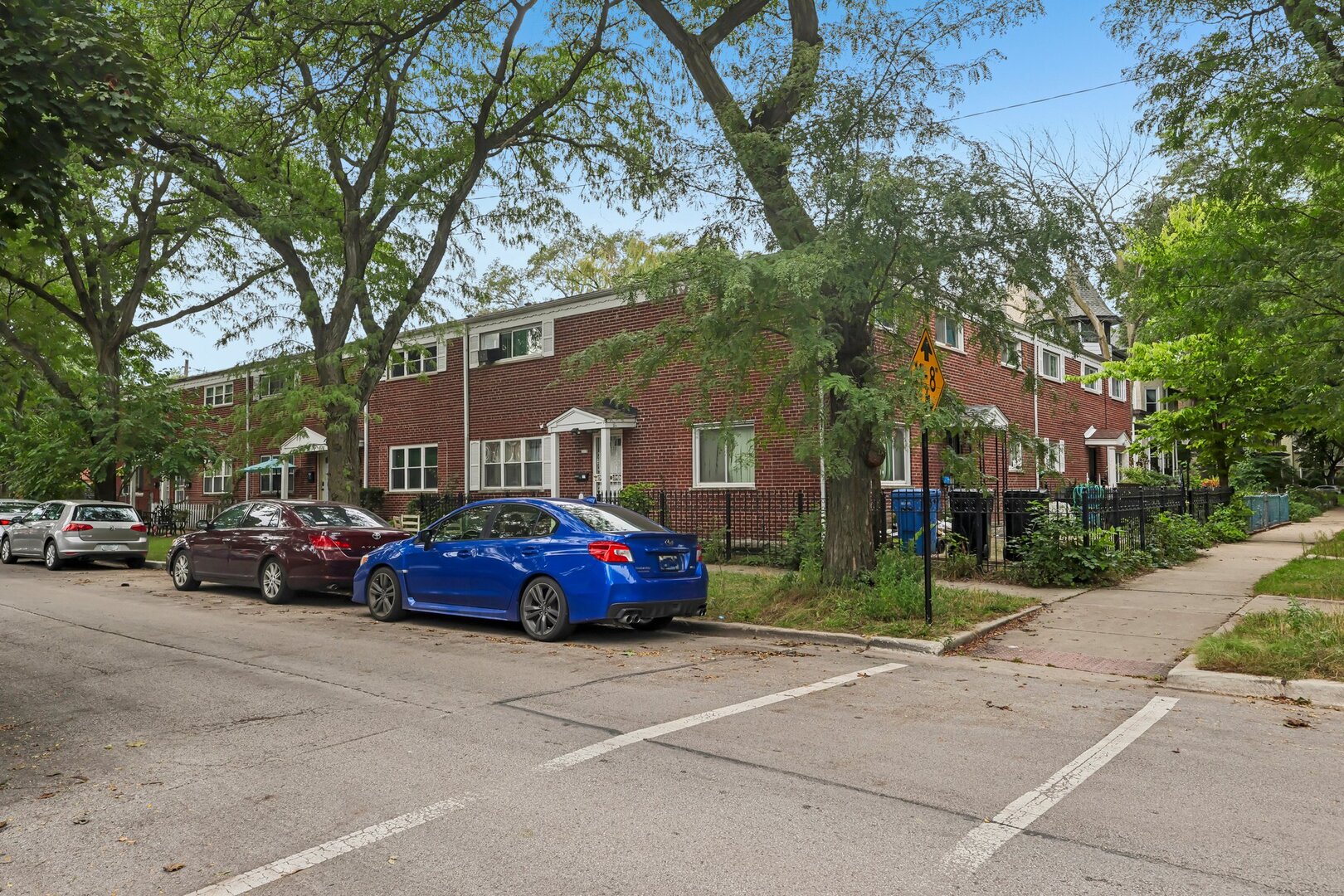 6306 N Hermitage Avenue E Property Photo 1