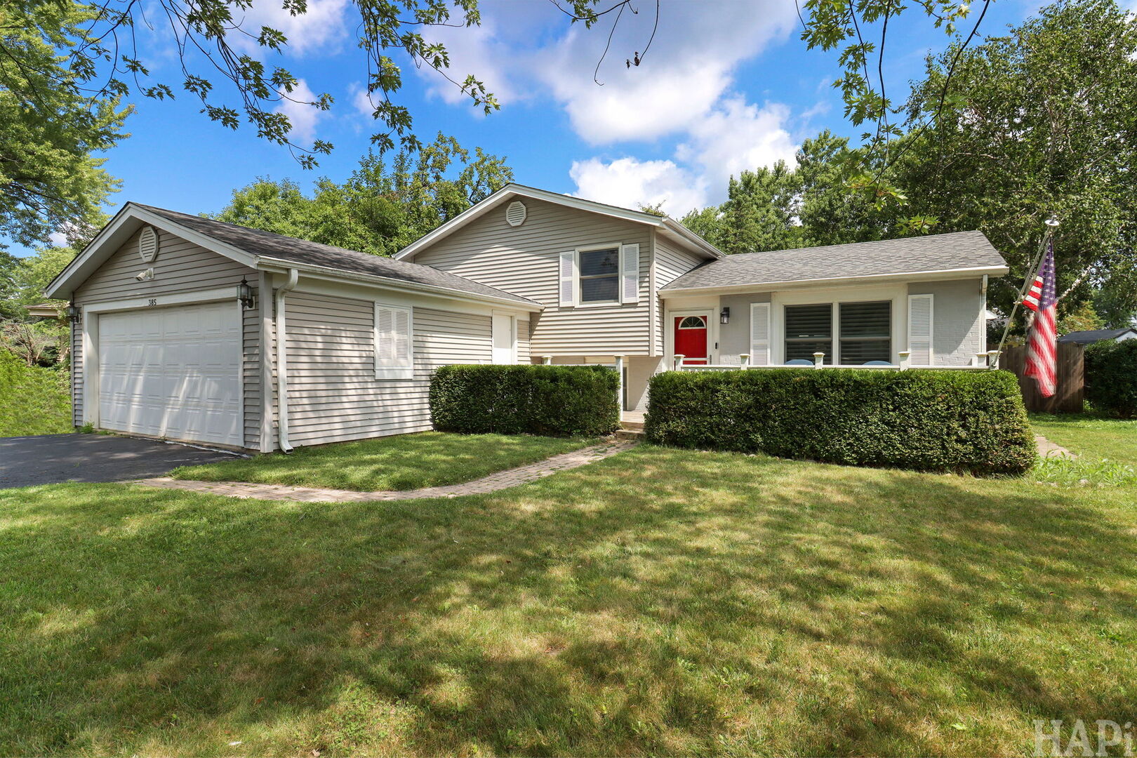 385 Northgate Road Property Photo 1