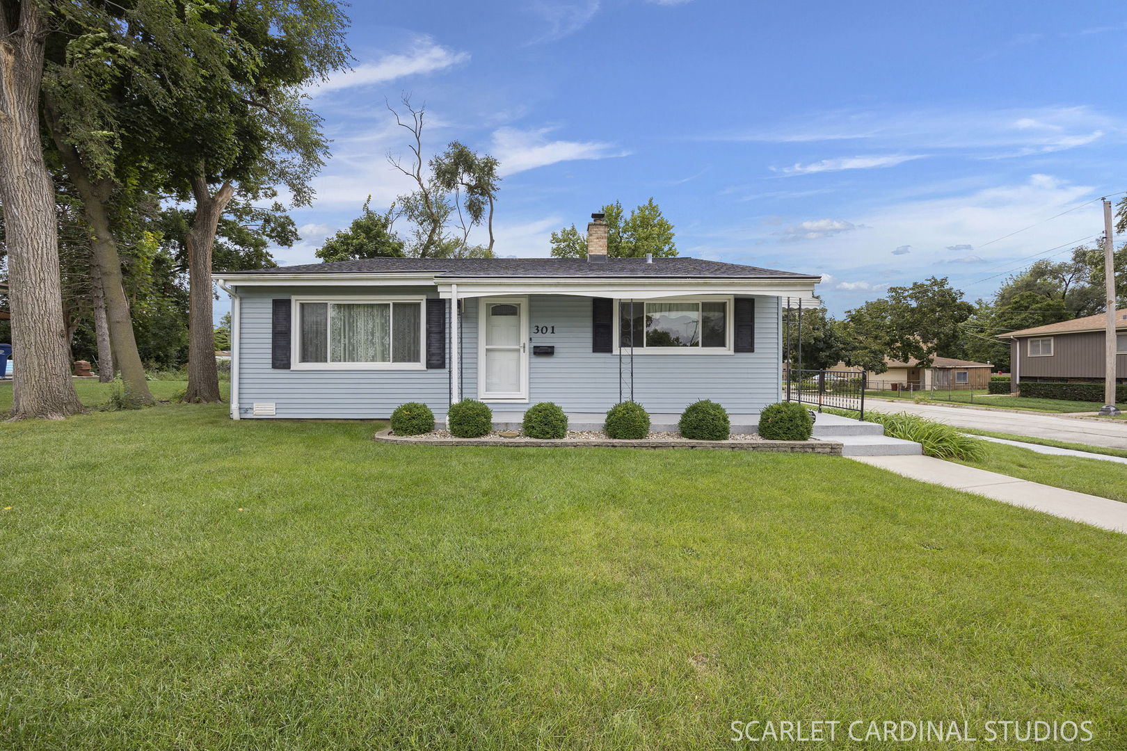 301 E Vermont Street Property Photo 1