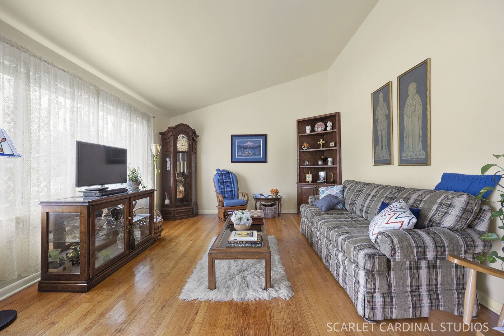301 E Vermont Street Property Photo 2