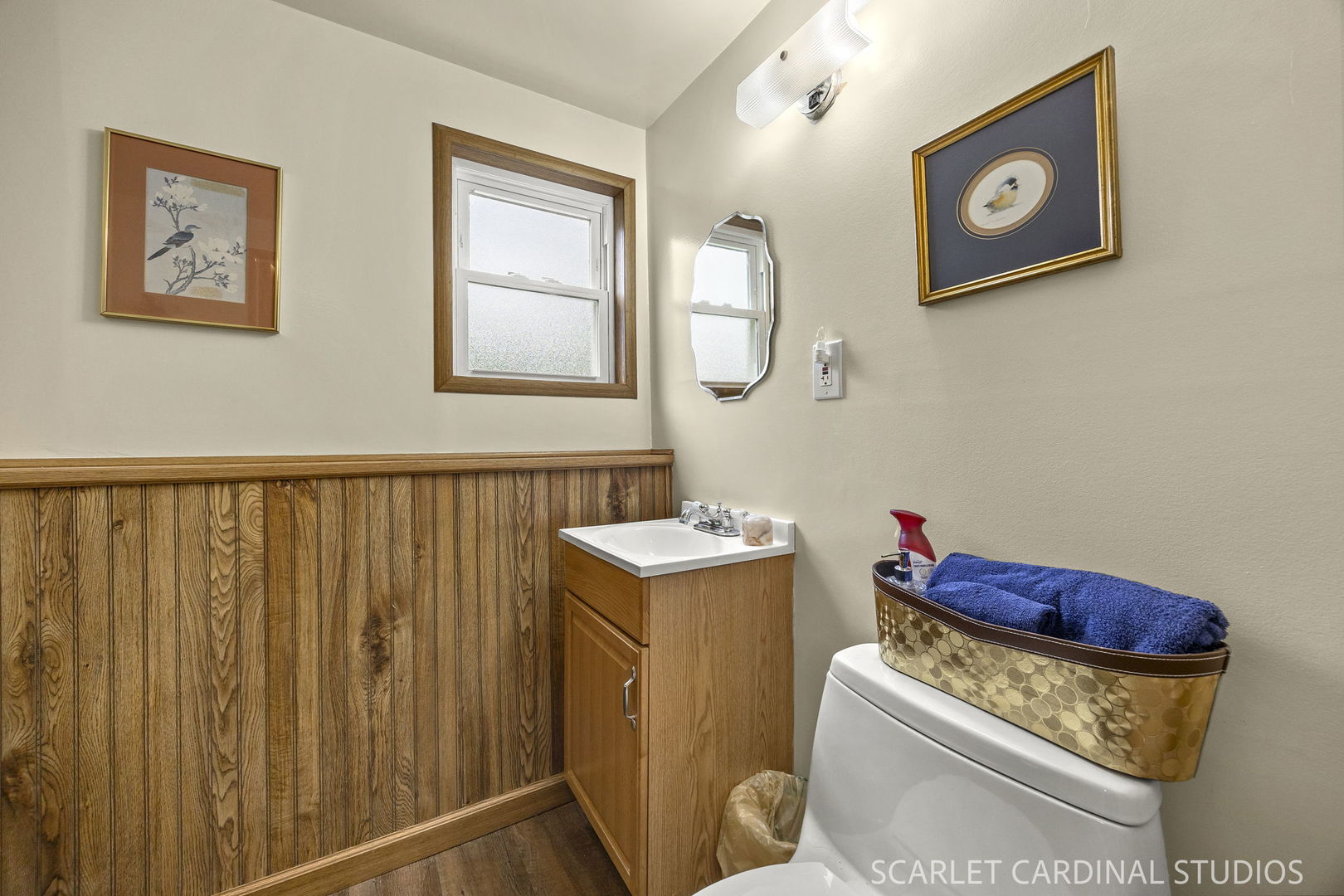 301 E Vermont Street Property Photo 13