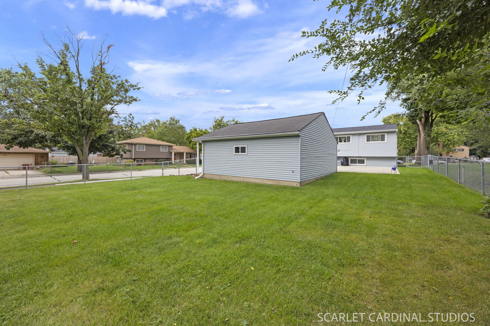 301 E Vermont Street Property Photo 18