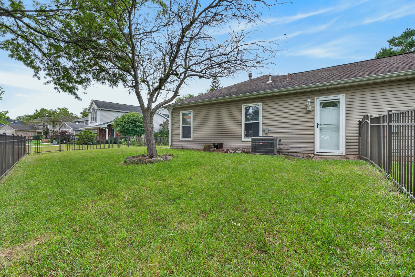 650 Wainsford Drive Property Photo 27