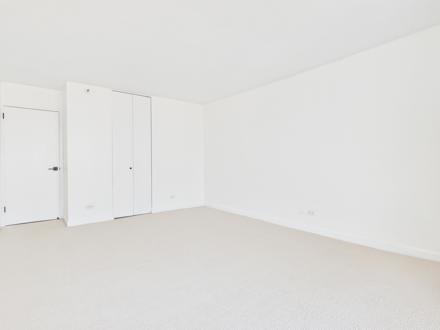 10 E Ontario Street 4205 Property Photo 11