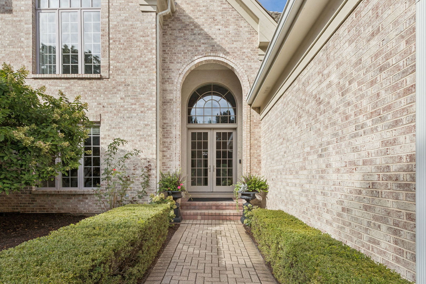 23 Ambriance Drive Property Photo 4