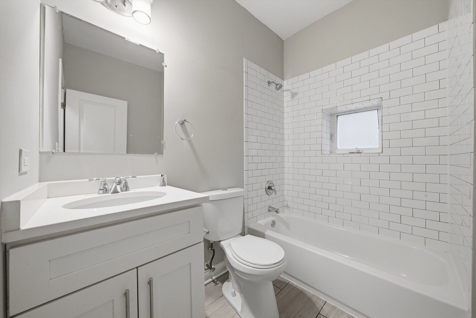 5039 W Cullom Avenue 2 Property Photo 8