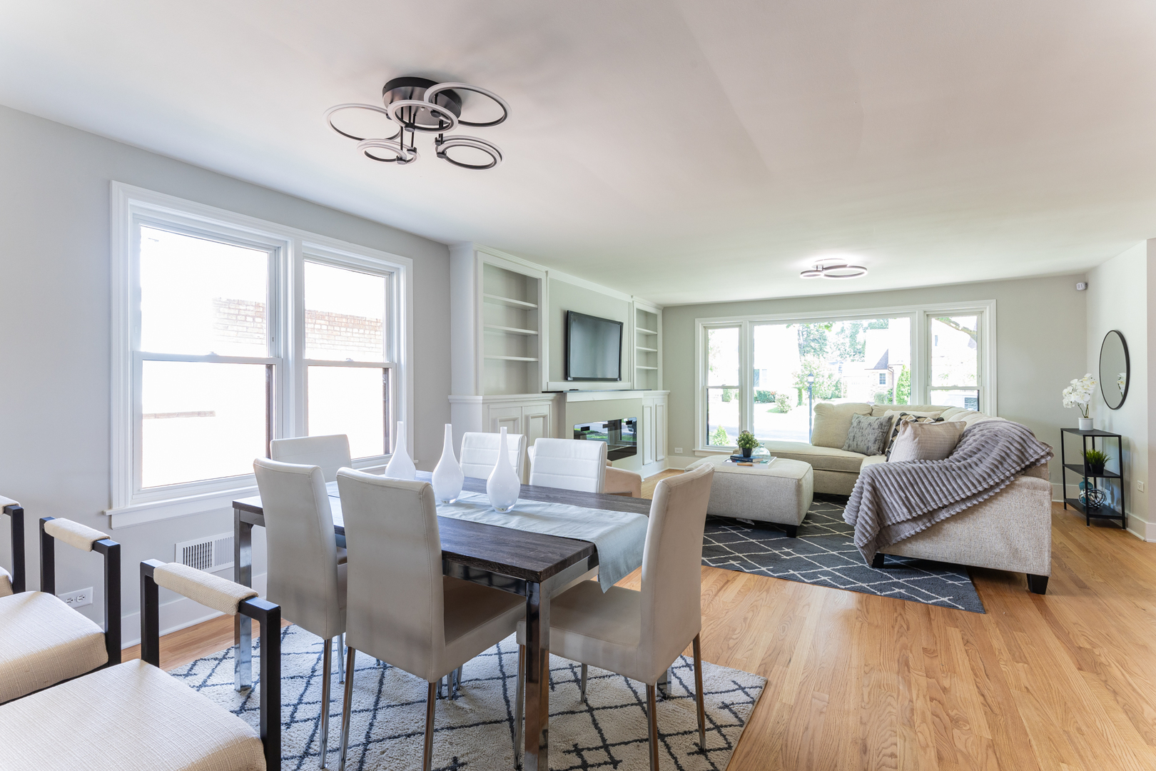 210 S Wa Pella Avenue Property Photo 8