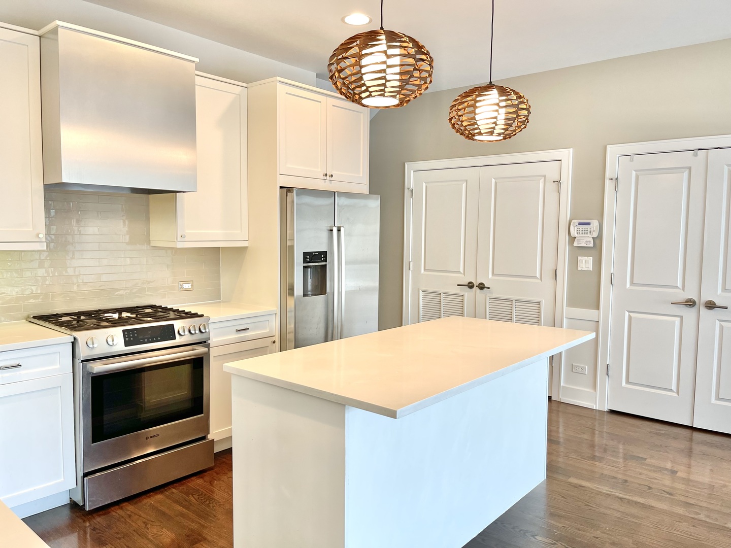 2453 W Irving Park Road 1e Property Photo 9