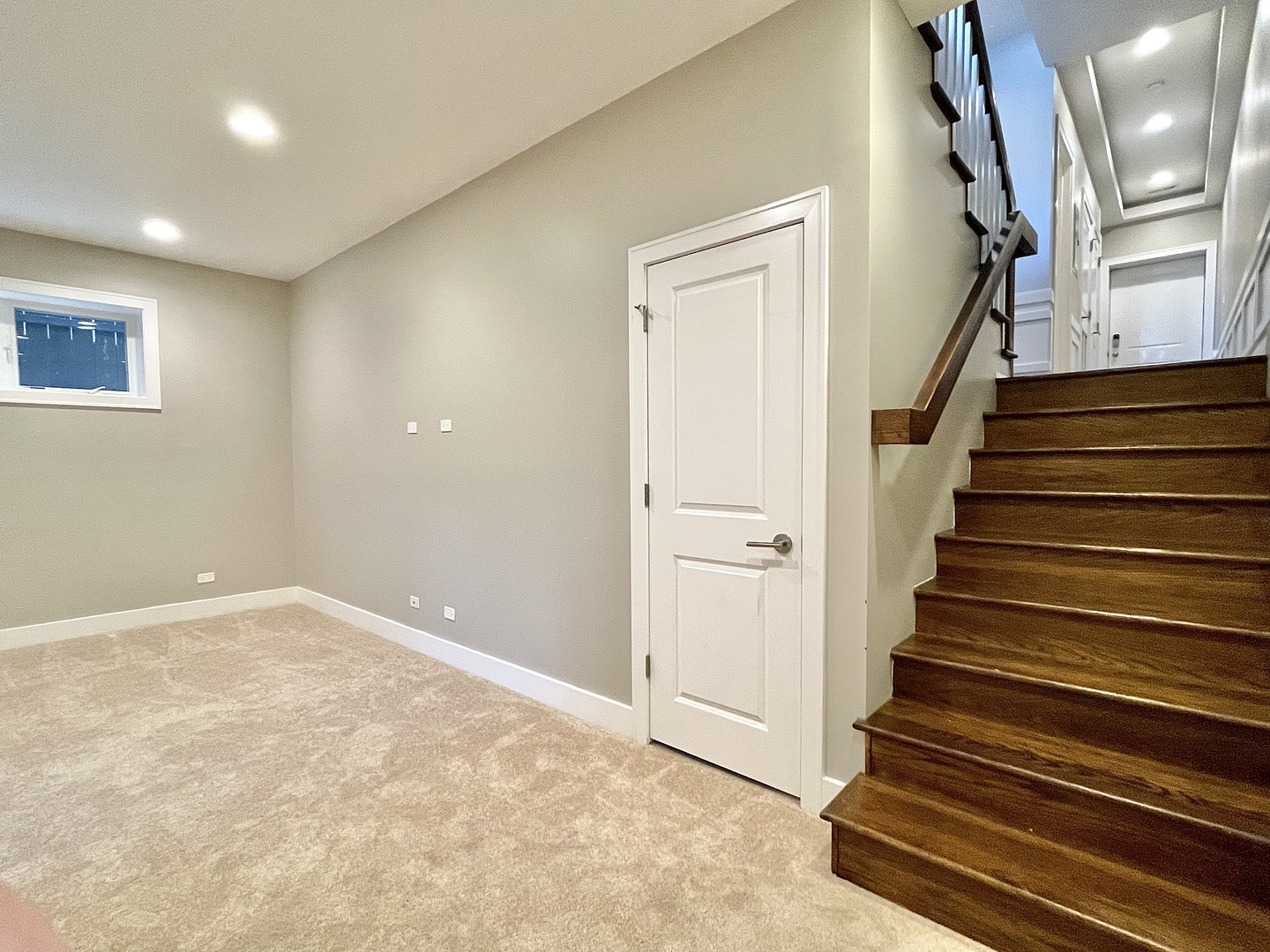 2453 W Irving Park Road 1e Property Photo 26