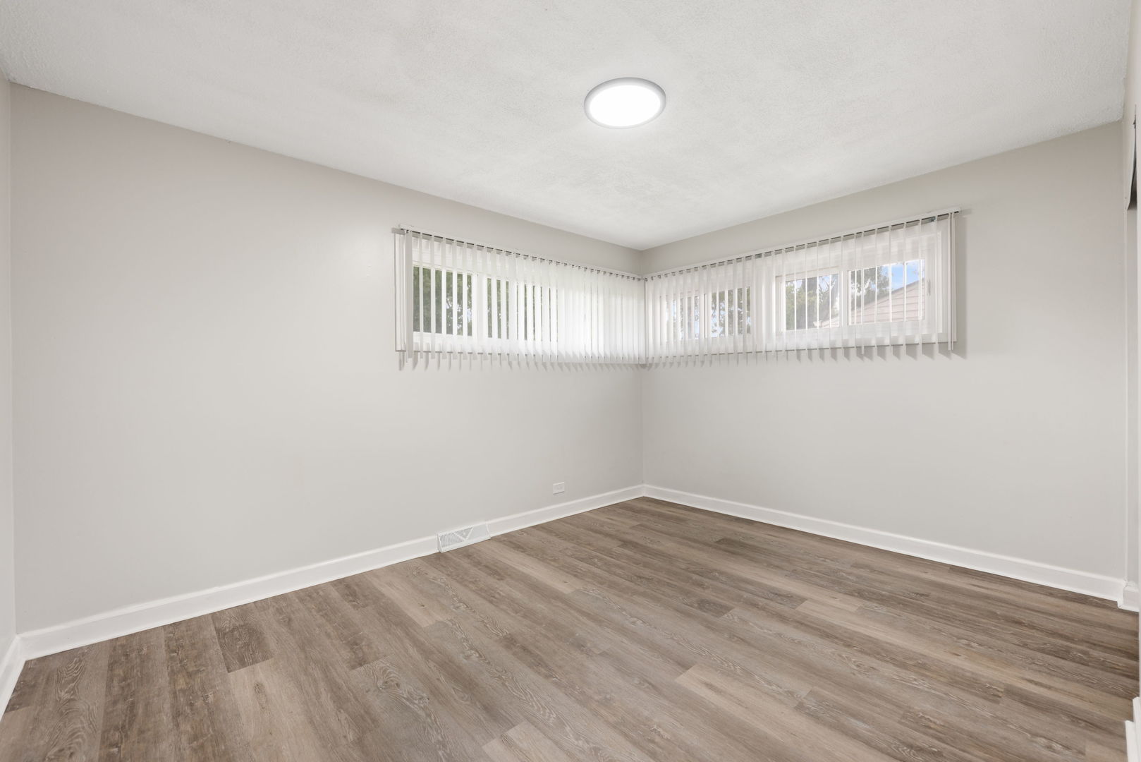 2829 Stafford Drive Property Photo 12