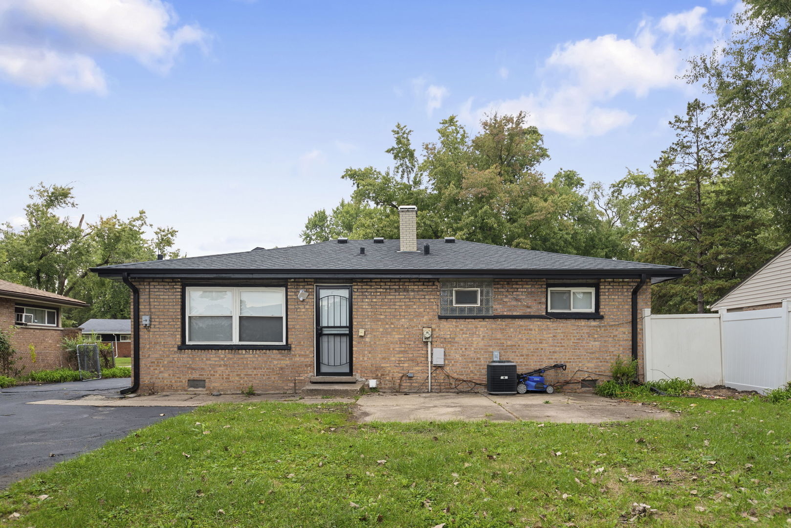 2829 Stafford Drive Property Photo 15