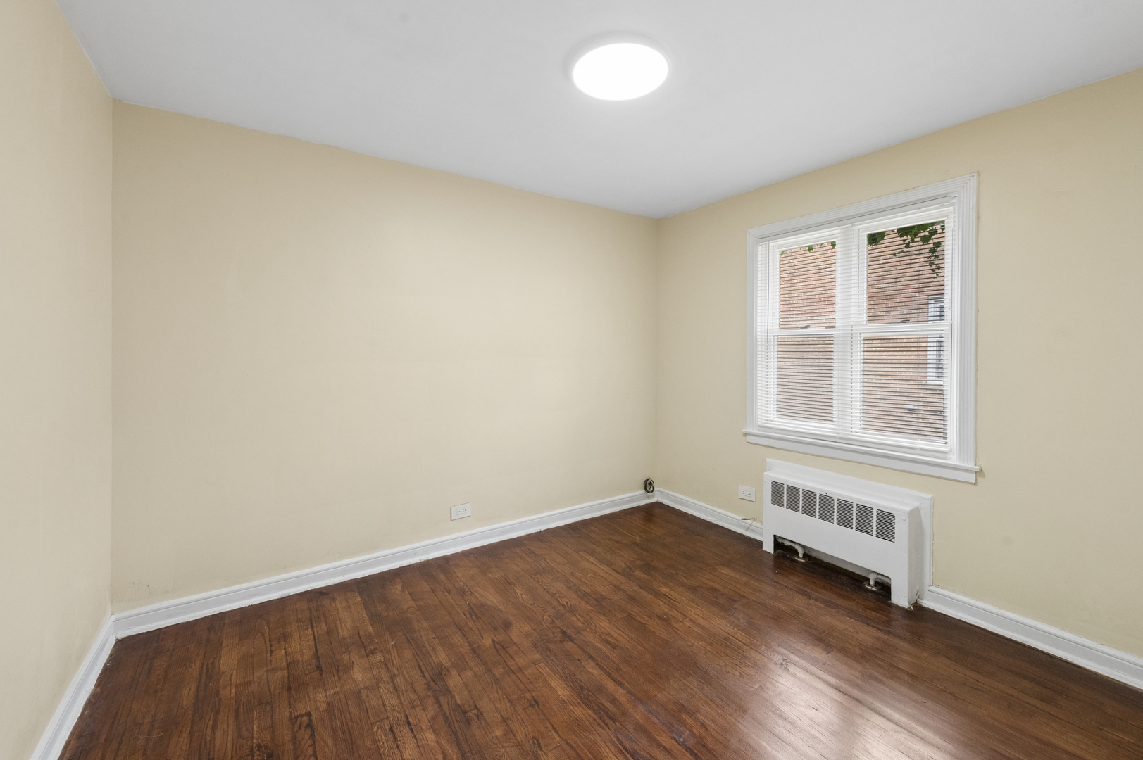 6547 N California Avenue 2n Property Photo 7