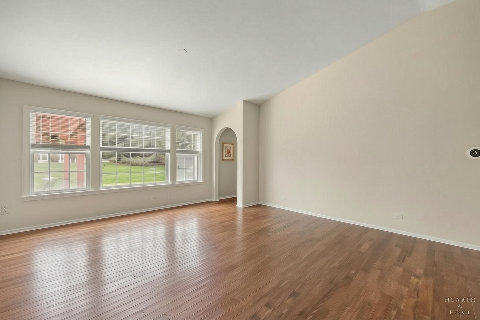 1352 Evergreen Lane Property Photo 14