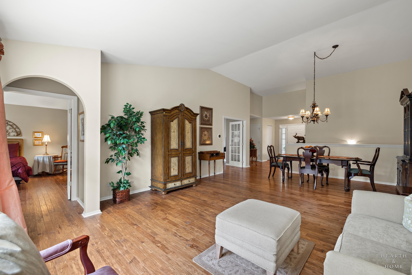 1352 Evergreen Lane Property Photo 15