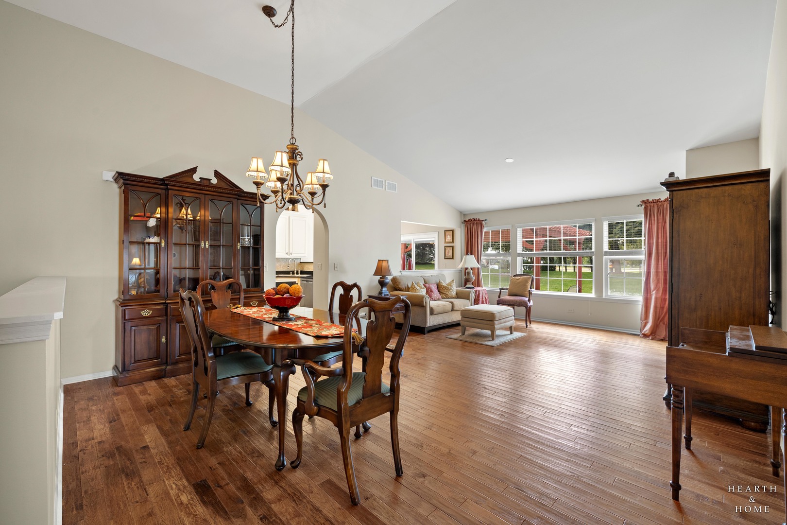 1352 Evergreen Lane Property Photo 16