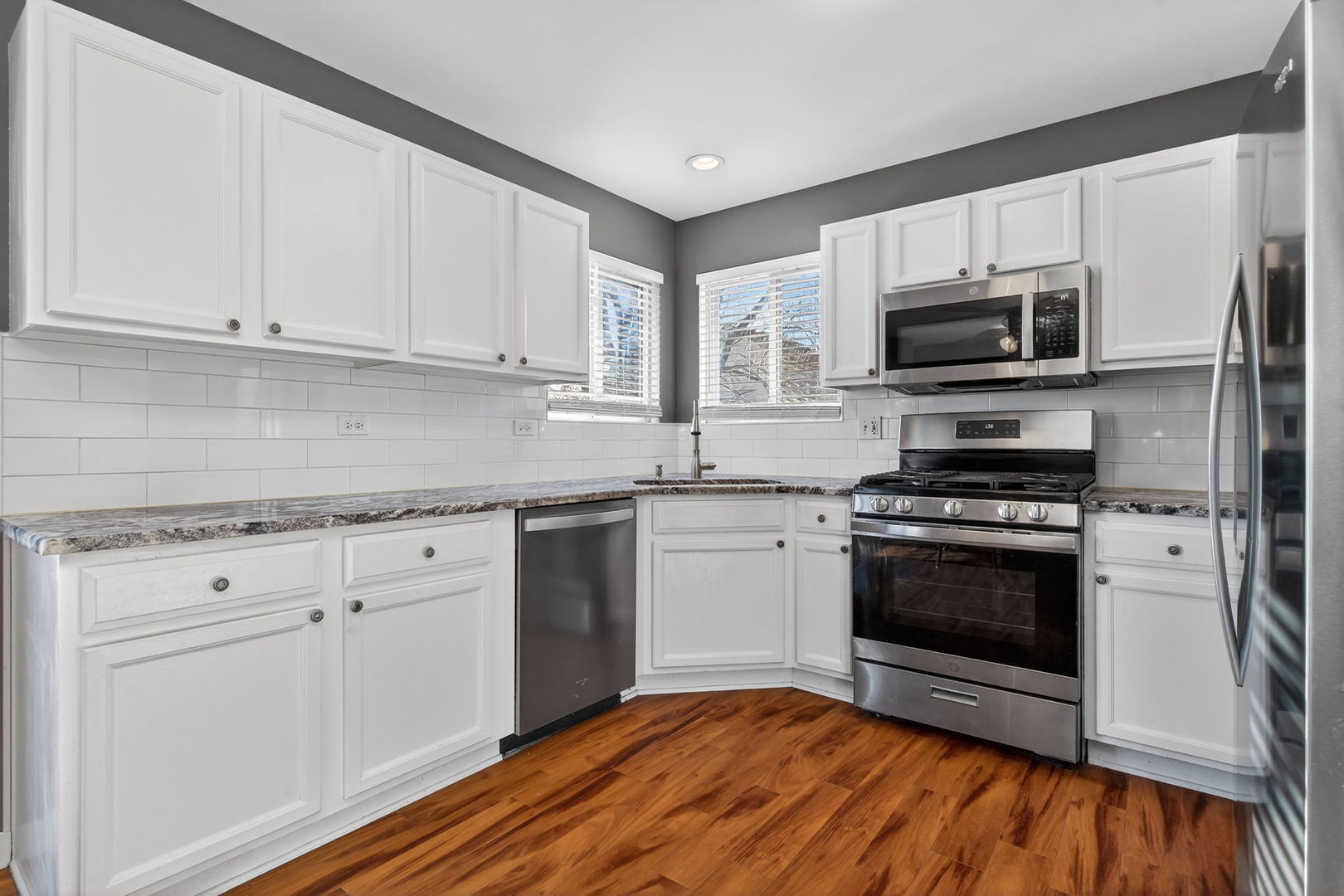 451 Lexington Drive Property Photo 4