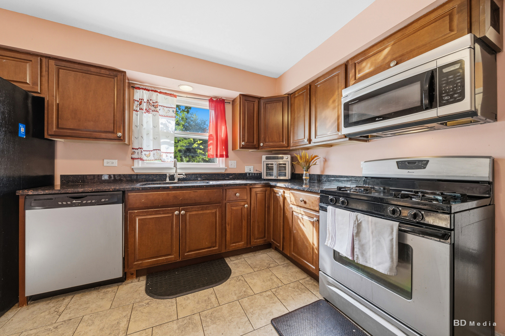 17554 Cypress Avenue Property Photo 12
